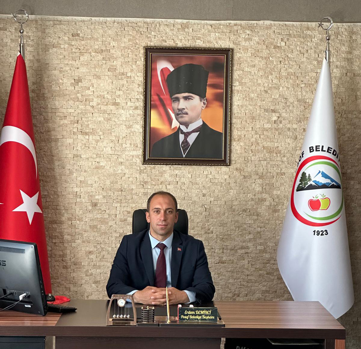 posof belediye başkanı erdem demirci