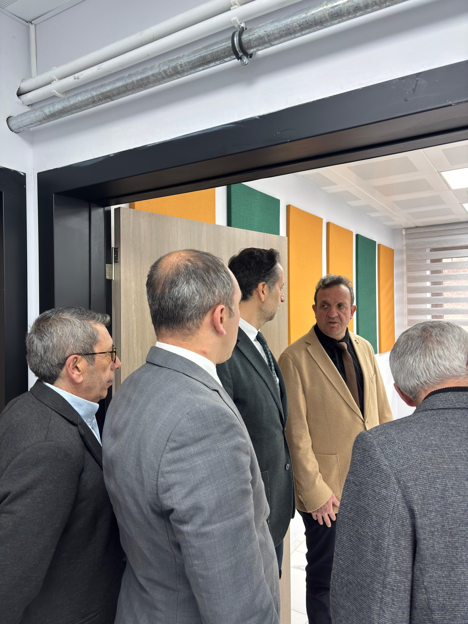 CHP Ardahan Milletvekili Özgür Erdem İncesu ve CHP Ardahan İl Başkanı Yunus Dündar, Posof’u ziyaret etti.